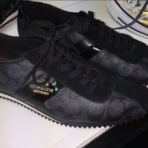 Coach sneakers Size 9